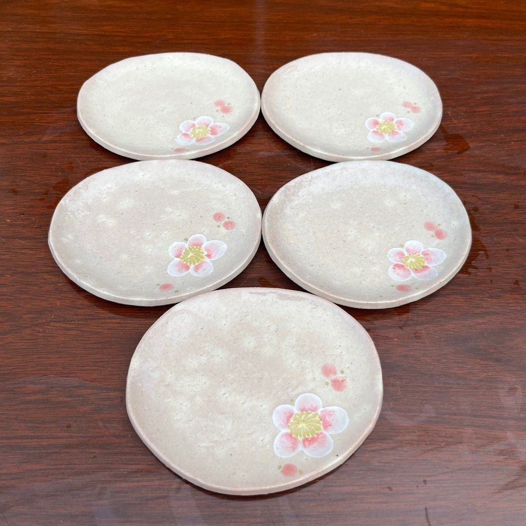 Pink Flower Stoneware Saucer set ( 5 pcs. ) (Category: Dinnerware & Cutlery) located in Quezon City. Submitted by jsurplusmnl (Listing ID 1318231095, Image 1). Description: Pink Flower Stoneware Saucer set ( 5 pcs. ) - ₱ 230 • No Issue pm for more details and photos MOD: Lalamove or pickup MOP: COD or Gcash.