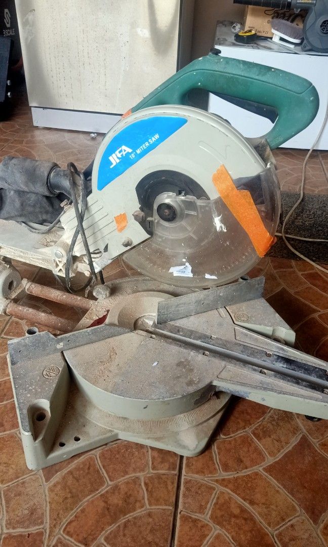 Power Tool (Category: Electrical, Adaptors & Sockets) located in Bulacan. Submitted by mysticdeer.6d7f47 (Listing ID 1318191256, Image 2). Description: Circular saw miter Saw Mixer Dont no wat u call. looks a gun.