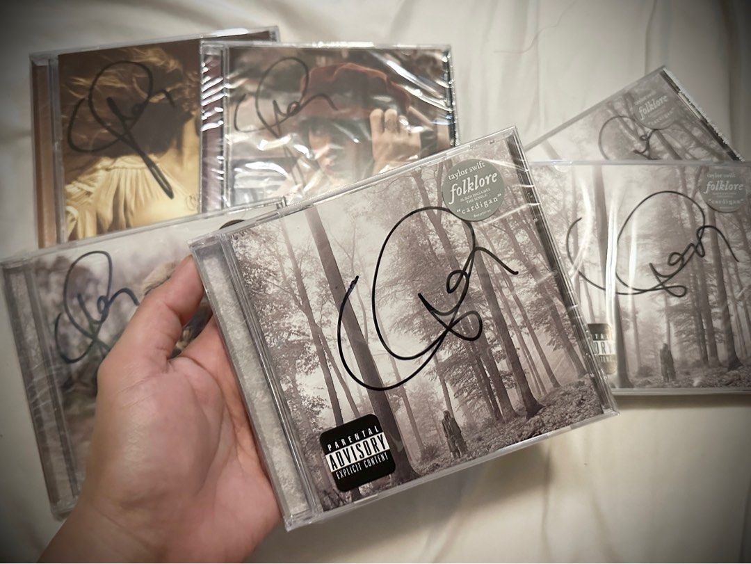 Sealed Signed Folklore CD by Taylor Swift - In The Trees (Category: CDs & DVDs) located in Mandaluyong City. Submitted by urumikanzaki (Listing ID 1318124874, Image 1). Description: Big signature!.