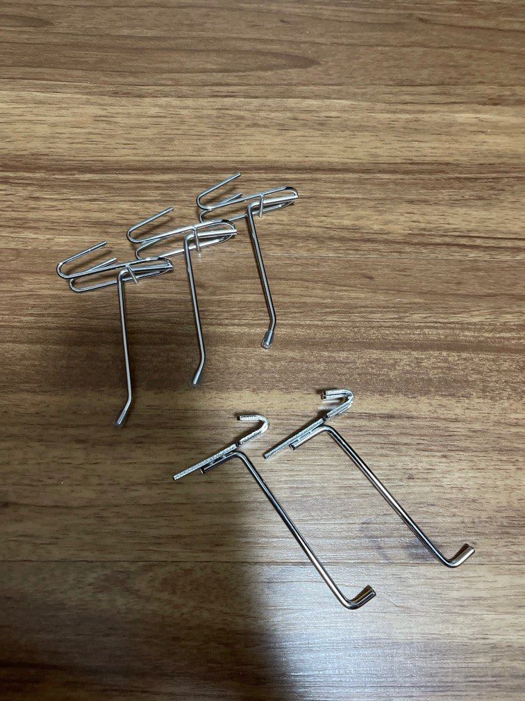 Small hooks