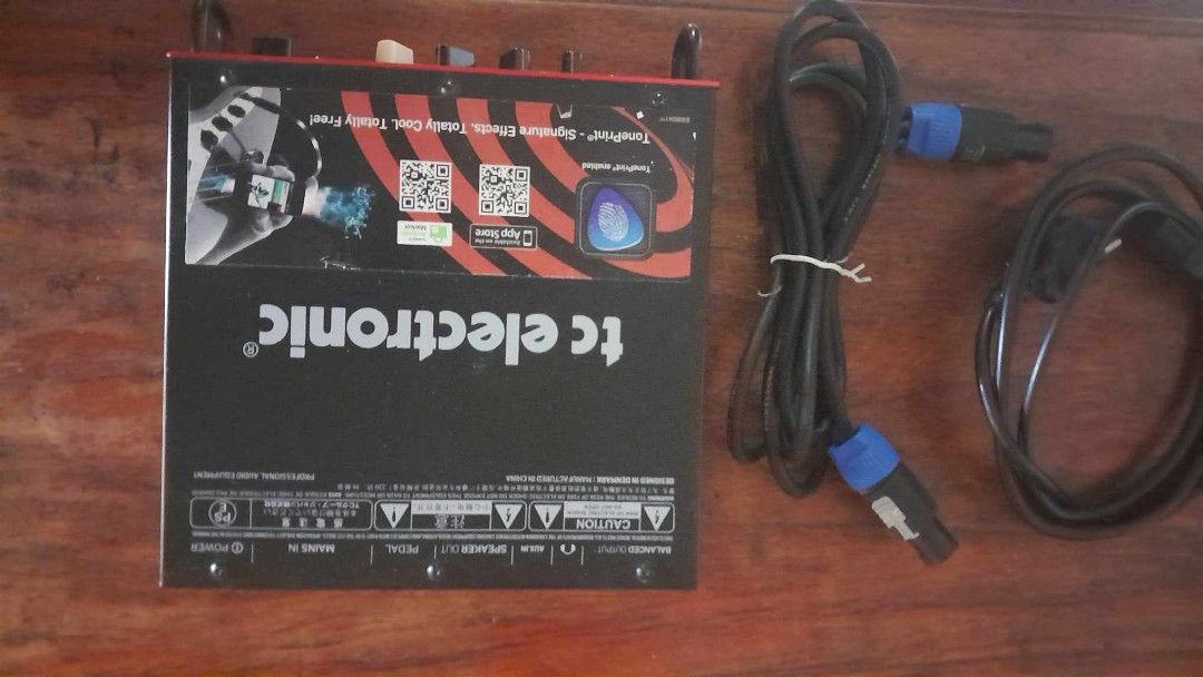 TC electronics micro Bass Amp head and Cabinet (Category: Soundbars, Speakers & Amplifiers) located in Quezon City. Submitted by neverfoundland (Listing ID 1318200464, Image 2). Description: TC electronics BH -250 Watt Micro Bass Head with TonePrint Effects and Integrated Tuner cabinet dimensions: 15inches x 18 inches x 27 inch.