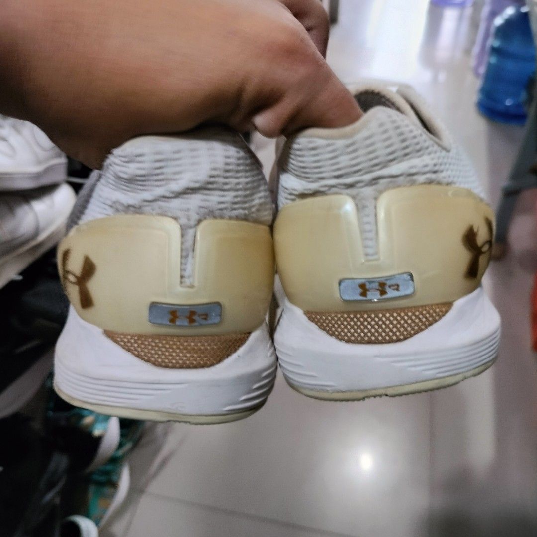 UNDER ARMOUR HOVR Sonic with Bluetooth technology connected to mobile app Men s Fashion Footwear Sneakers on Carousell