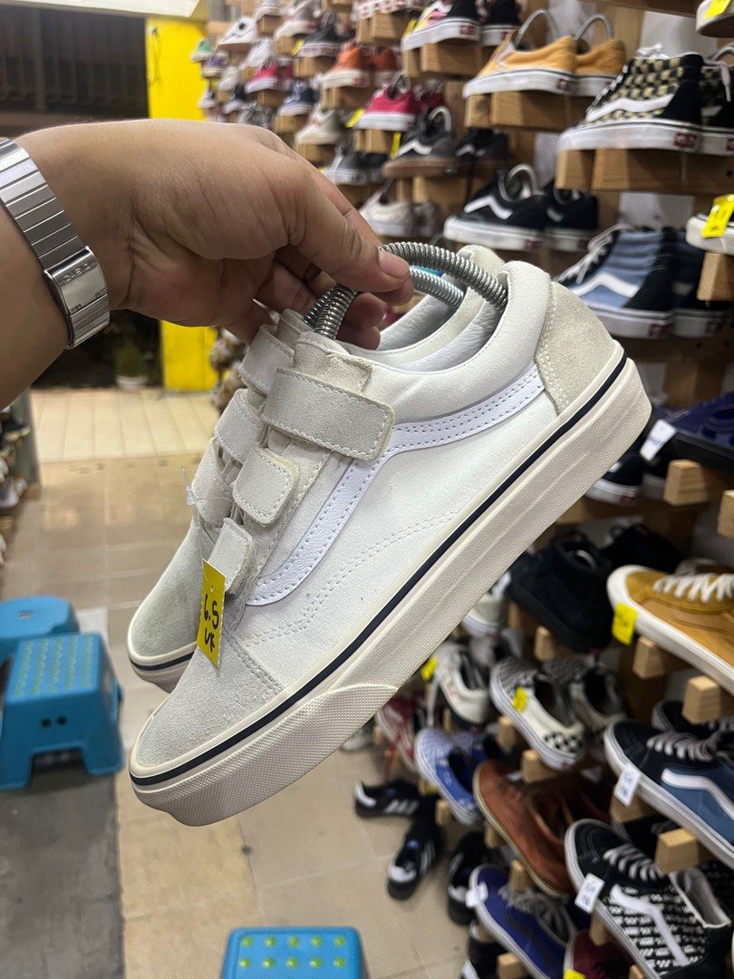 vans old skool strap Men s Fashion Footwear Sneakers on Carousell