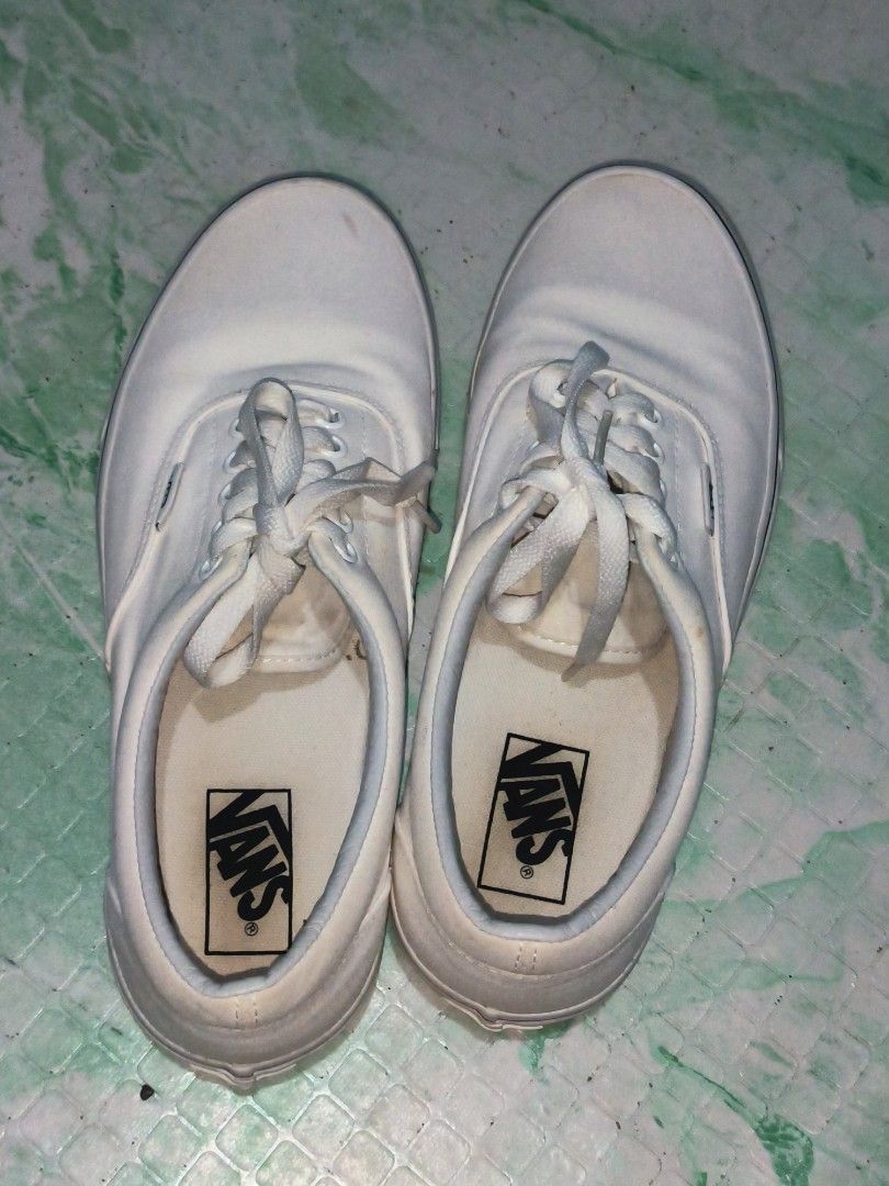 VANS Original Authentic White Men Sneakers Size 9