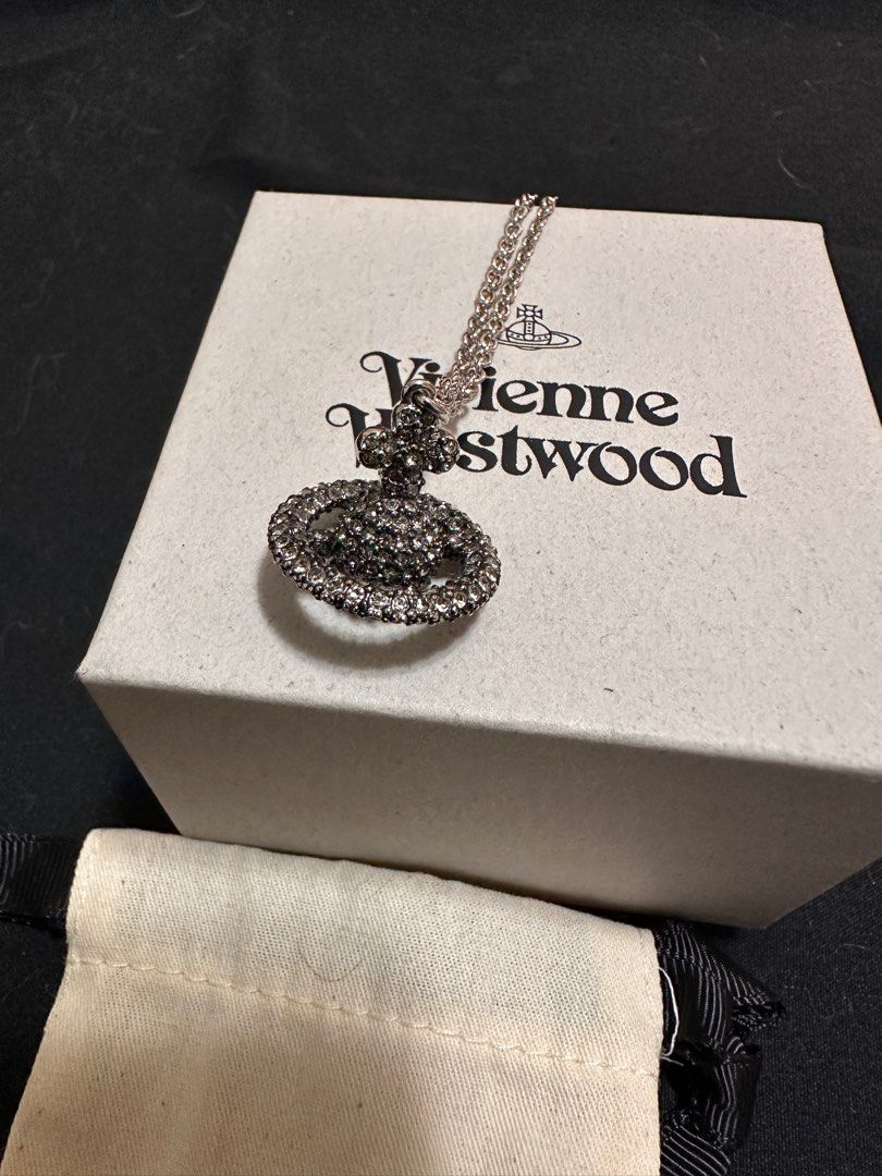 Vivienne westwood grace small pendant on sale