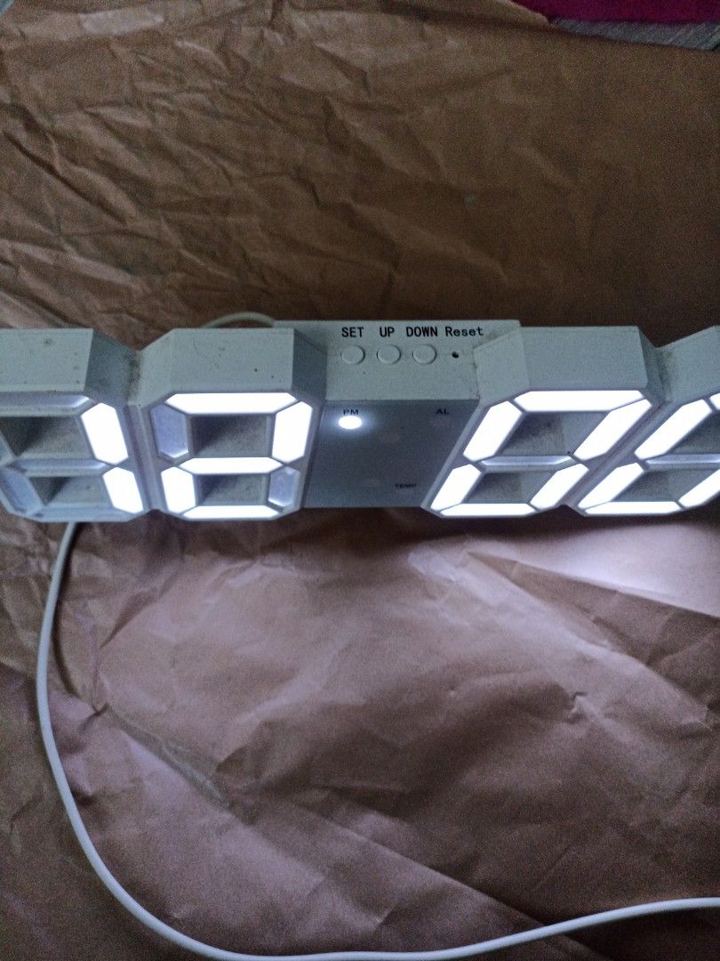 White LED Clock (Category: Clocks) located in Paranaque City. Submitted by hjspc (Listing ID 1318079425, Image 3). Description: Has paint smears at the back and wire got a bit yellow but still functional Adapter not included.