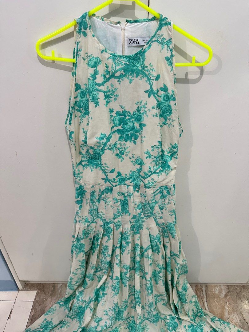 sachin and babi light blue dress Tips for Mastering the “Smart Casual” Dress Code – Berle main image 0