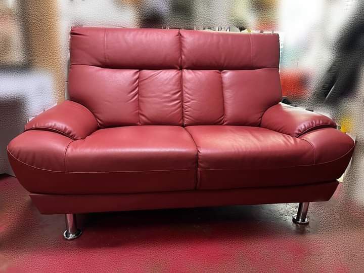 2 SEATER HIGH BACK SOFA (Category: Sofas) located in Quezon City. Submitted by elijahrafael0125 (Listing ID 1318364647, Image 1). Description: 2 Seater Highback Sofa (Nitori) Genuine leather Good as new W59in x D32in x H39in Seat height 17in Seat width 39in Seat depth 22in.