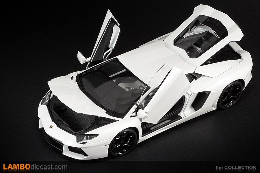 AUTOart Aventador LP700-4 ホワイト 1/18 1⁄18 AUTOart AUTOart Aventador LP700-4 ホワイト 1/18 1⁄18 AUTOart
