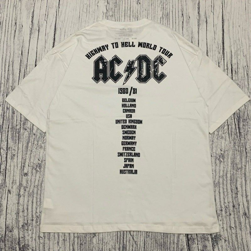 Baju Kaos PULL&BEAR Oversize/T-shirt Vintage ACDC Putih