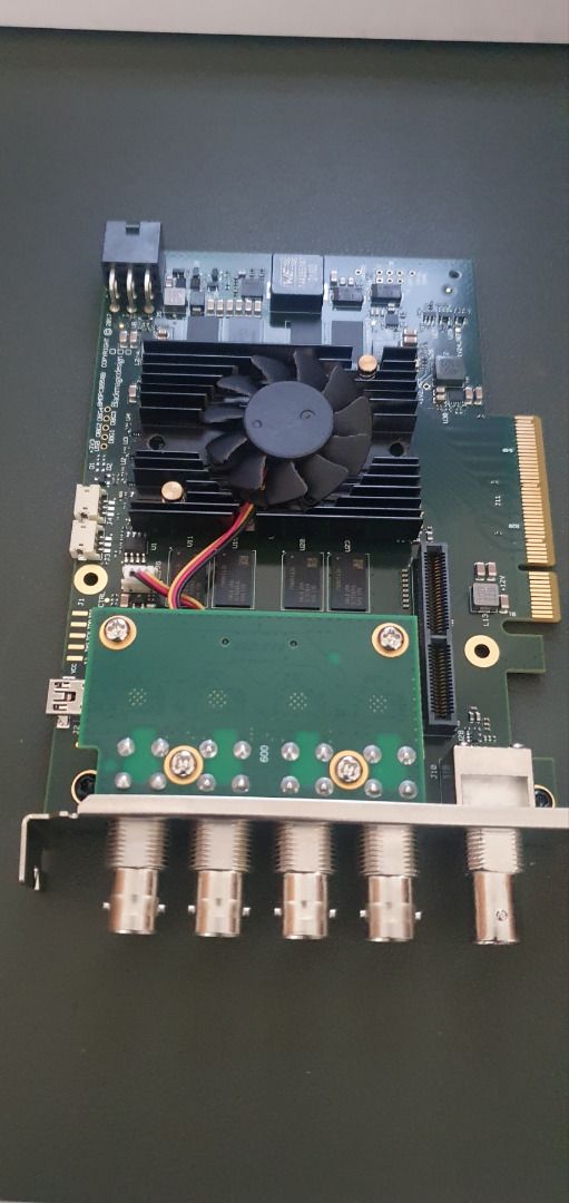 Blackmagic Design Decklink 8K Pro Cinema Capture Card (Category: Other Accessories) located in Quezon City. Submitted by ramhue (Listing ID 1318319597, Image 1). Description: The Blackmagic Design Decklink 8K Pro Cinema Capture Card is an 8-lane PCIe Gen2 digital cinema capture and playback card with four bidirectional 12G-SDI connectors that accept resolutions from SD, DCI 4K (4096 x 2160), and DCI 8K at up to 60 fps. The card supports 8- and 10