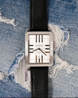 harga terjangkau untuk burberry watch Fesyen Pria Carousell Indonesia