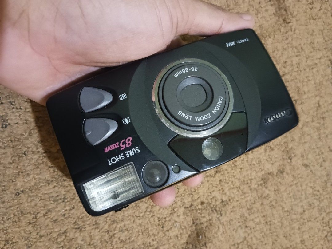 Canon sureshot 85 zoom untested (Category: Cameras) located in Quezon City. Submitted by markgolveo (Listing ID 1318287496, Image 2). Description: Canon sureshot 85 zoom for parts out untested film compartment lock stuck loose.