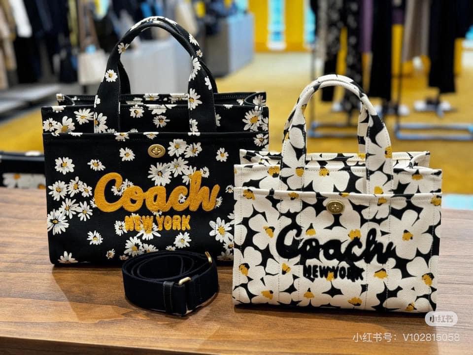 Coach Cargo Tote 2 Sizes and Colors Avail Looking For on Carousell