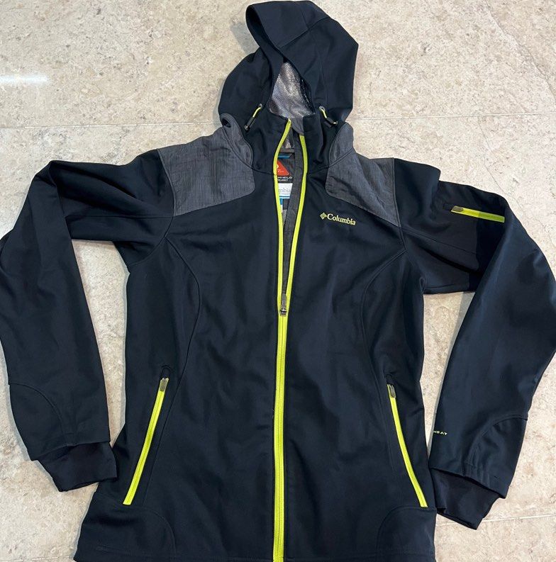 Colombia travel light weight jacket omni heat Women s Fashion Coats Jackets and Outerwear on Carousell