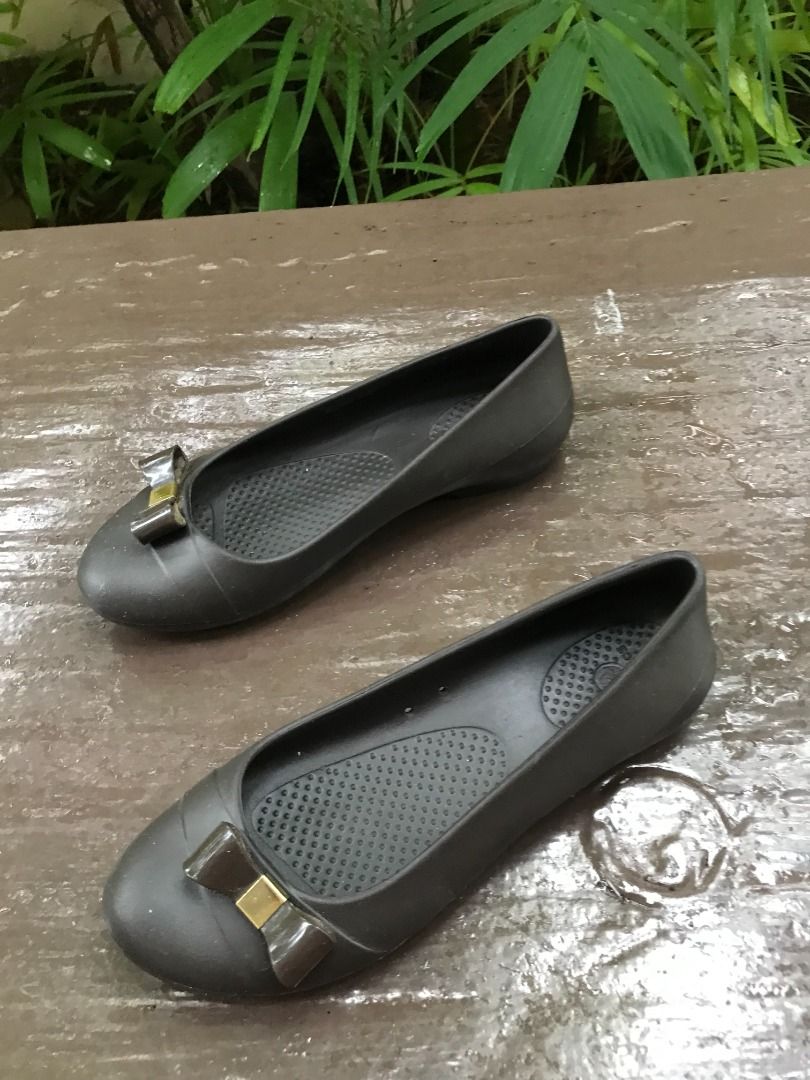 Crocs black flats clearance