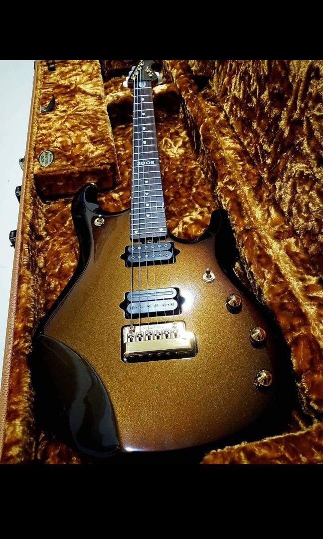 Ernie Ball MusicMan JP6 2008 Limited Edition, Hobbies & Toys 