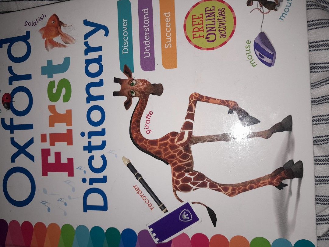 First dictionary (Category: Textbooks) located in Kuala Lumpur. Submitted by simakd123 (Listing ID 1318298041, Image 1). Description: .