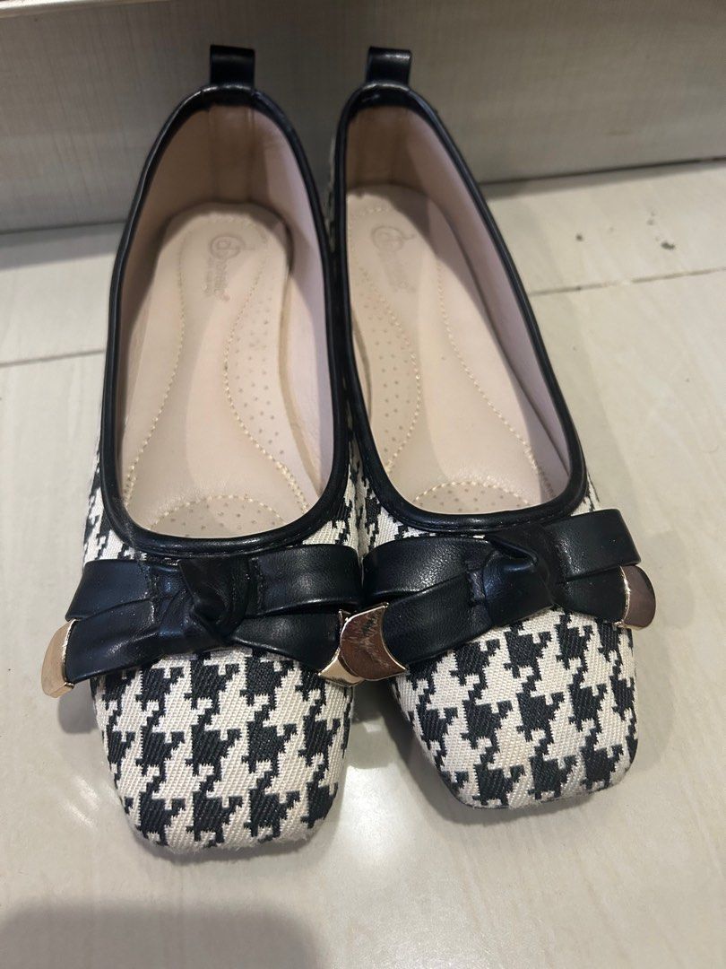 Flat shoes Donatello size 40 pre