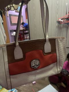 (Category: ) located in . Submitted by suriaam (Listing ID 1318340882, Image 1). Description: .