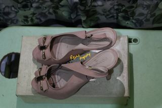 (Kategori: ) berada di . Dikirim oleh risakeee (ID iklan 1318275201, Gambar 1). Deskripsi: .