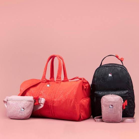Herschel hello kitty duffle online