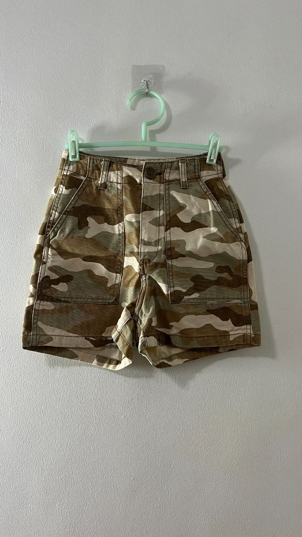 H M Camouflage High Waist Shorts Women s Fashion Bottoms Shorts on Carousell