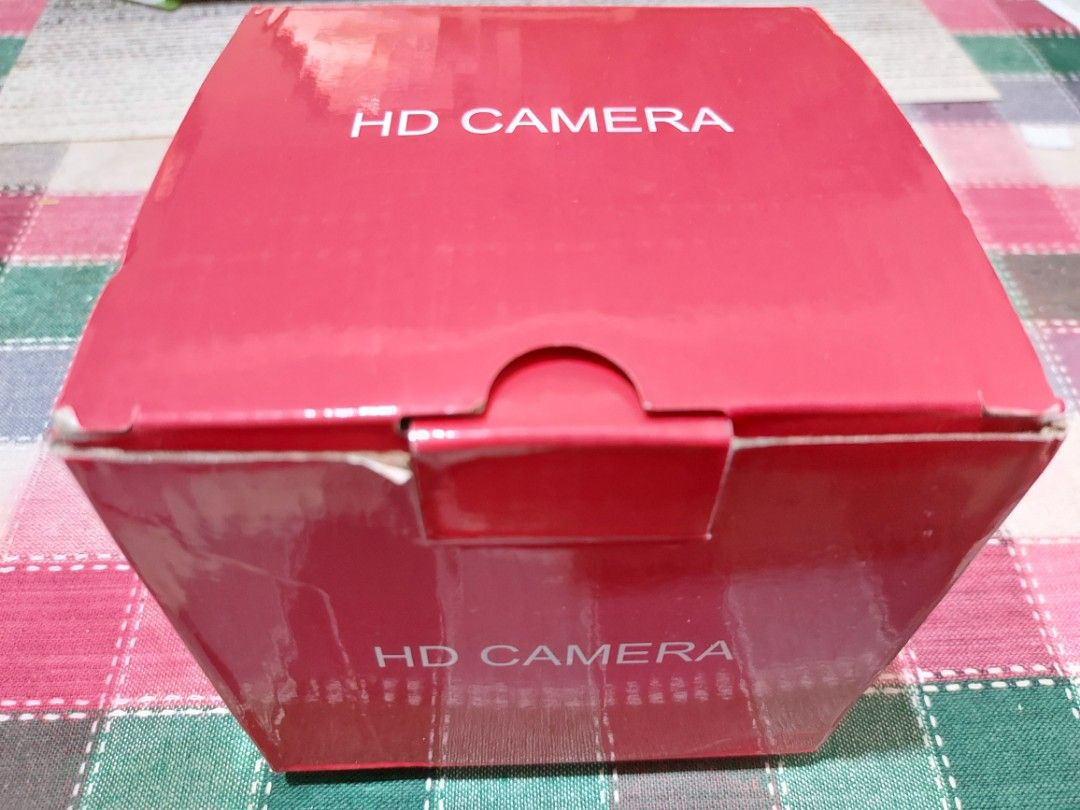 IP HD camera （分類：攝錄機）位於 Hong Kong。 由 tissuehkg 提交（商品編號 1318376440，圖片 3）。簡介： Model : CMSA SL200WH Vandalproof IR Dome IPC Input : DC12V / 1000mA Lens: 3.6 mm POE : internal. Captcha: 55PQUZ。