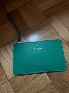 (Category: ) located in . Submitted by step1_decluttering (Listing ID 1318417536, Image 1). Description: .