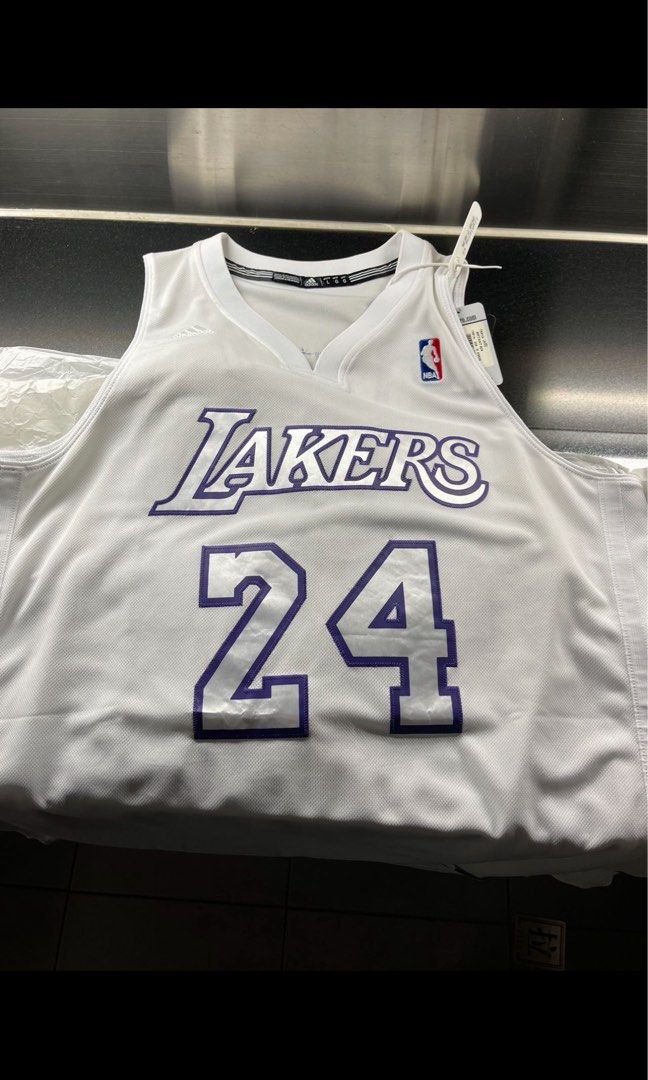 Kobe Christmas jersey 2012 Carousell