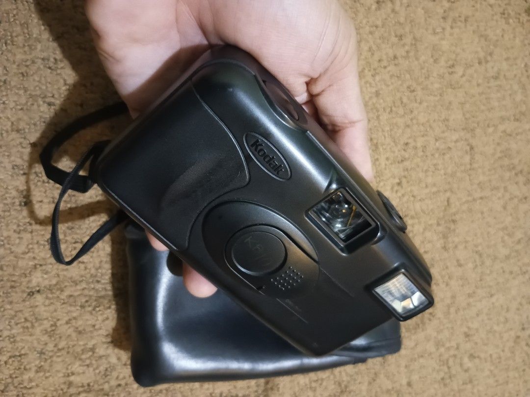 Kodak KB-10 untested (Category: Cameras) located in Quezon City. Submitted by markgolveo (Listing ID 1318289371, Image 2). Description: Kodak KB-10 untested for parts out repairs or display with leather pouch in good overall cosmetic condition issue broken plastic part near bottom of film compartment as shown on picture.