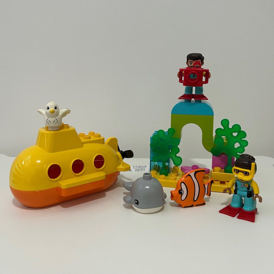 Complete Discontinued Lego Duplo Town Submarine Adventure 10910