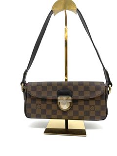 (Category: ) located in . Submitted by hnmcollections (Listing ID 1318370308, Image 1). Description: .