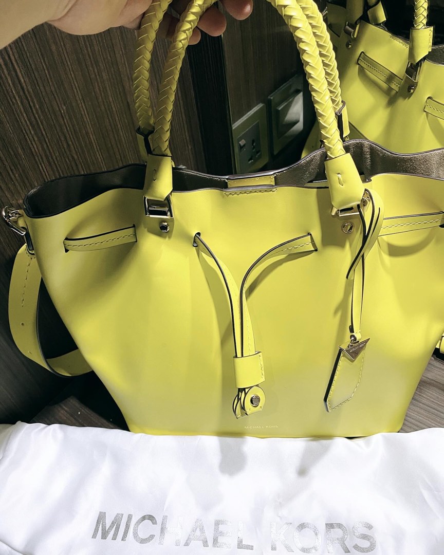 Blakely smooth leather bucket bag sale