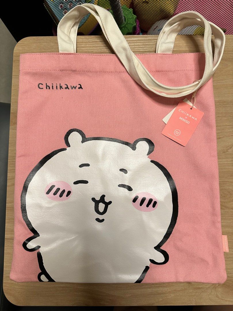Miniso Chiikawa 袋 （分類：Tote Bags）位於 Hong Kong。 由 hangyodonnnnnn 提交（商品編號 1318405015，圖片 1）。簡介： $40 順豐到付 $55面交 港島綫。