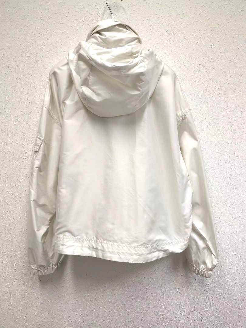 Moncler white parka outlet