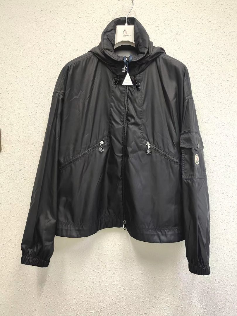 Moncler windbreaker sale discount