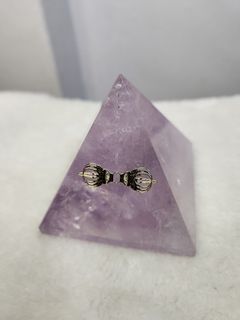 (Category: ) located in . Submitted by crystaljade_mineral2 (Listing ID 1318331239, Image 1). Description: .