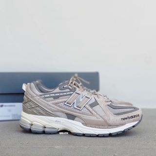 (Kategori: ) berada di . Dikirim oleh sepatugundul (ID iklan 1318317904, Gambar 1). Deskripsi: .