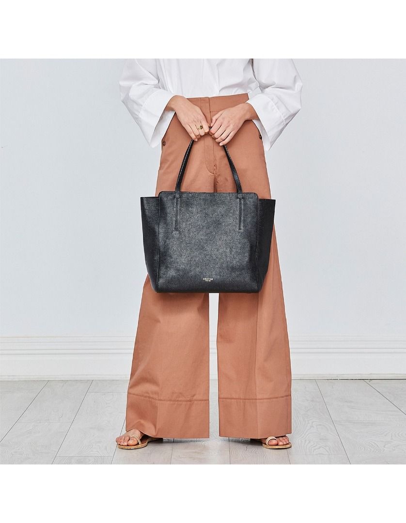 Oroton Avalon medium tote black