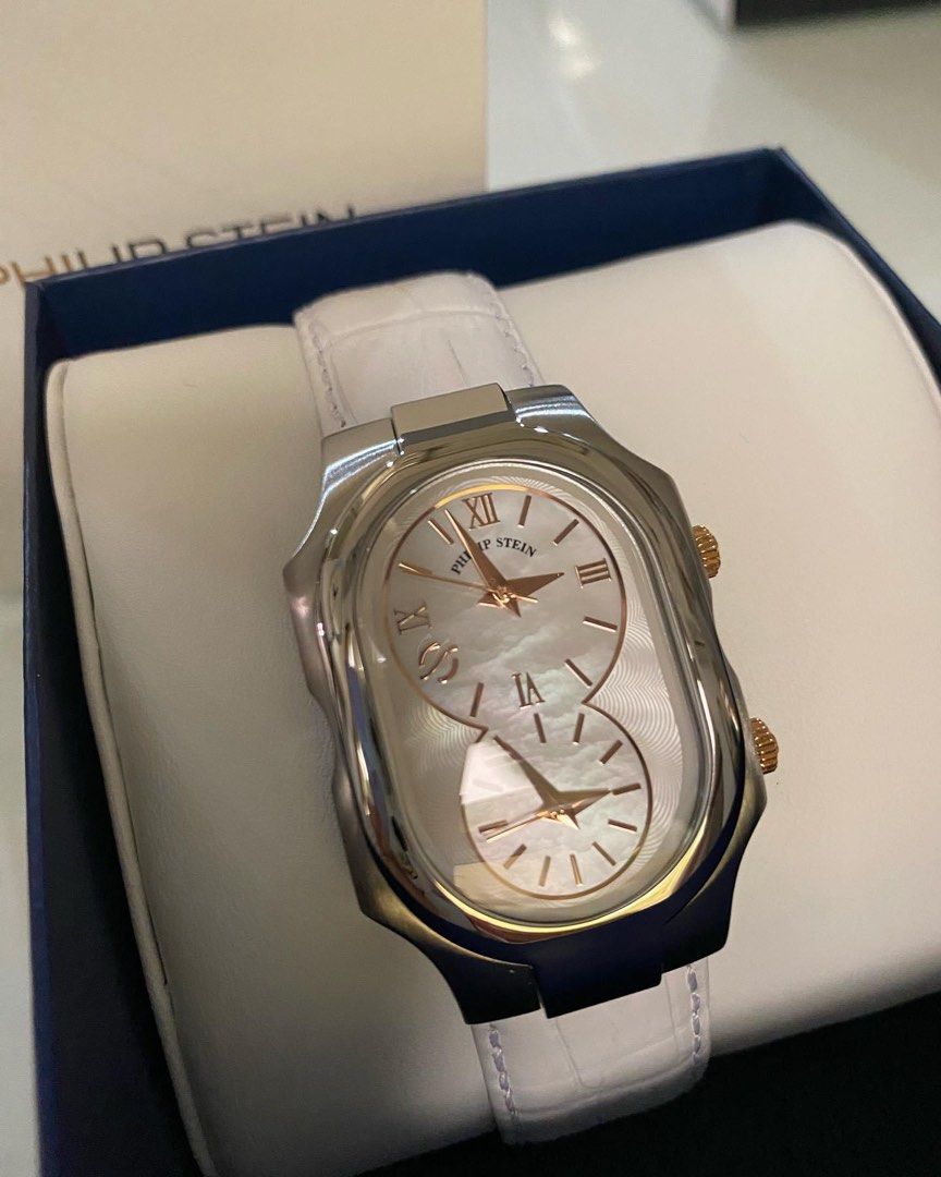 Philip Stein SIGNATURE LARGE CMOPRG (Category: Luxury Watches) located in Manila. Submitted by bagislifeshop (Listing ID 1318331961, Image 1). Description: SIGNATURE LARGE CMOPRG Get your dream watch now!.
