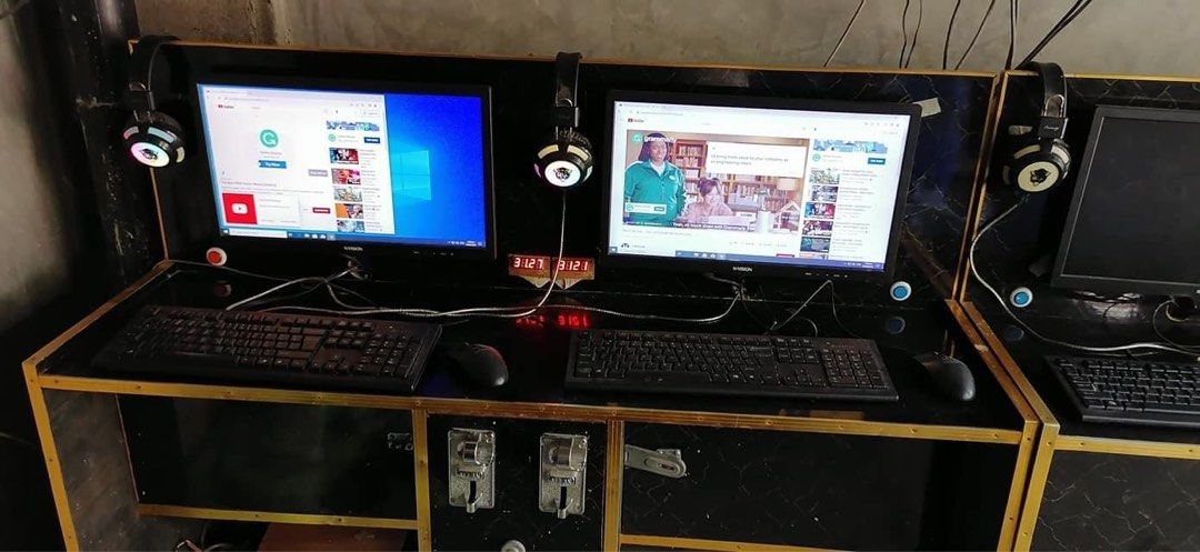 Piso Net, Computer (Category: Desktops) located in Manila. Submitted by noreengpa47505 (Listing ID 1318267828, Image 3). Description: RFS: Hindi na ginagamit Price is still negotiable 30k all units (4) 16k pair (2 units) - amd a6 8550 3.7ghz - R5 onboard graphic - emx a70 motherboard - 8gb ddr3 pc12800 kingston - 250gb hdd seagate - generic powersupply - 20 inch Nvision led monitor - a4tech keyboard /mouse - universal coinslot.