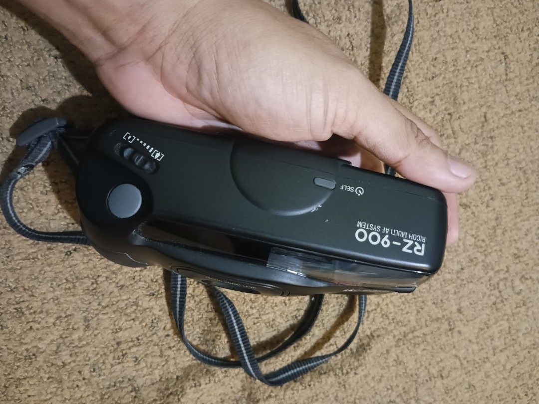 Ricoh - RZ900 untested for parts out (Category: Cameras) located in Quezon City. Submitted by markgolveo (Listing ID 1318287985, Image 3). Description: Ricoh - RZ900 untested for parts out considered as defective for repairs.