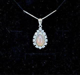 (Category: ) located in . Submitted by Shi_Shang_Jewelry (Listing ID 1318276432, Image 1). Description: .