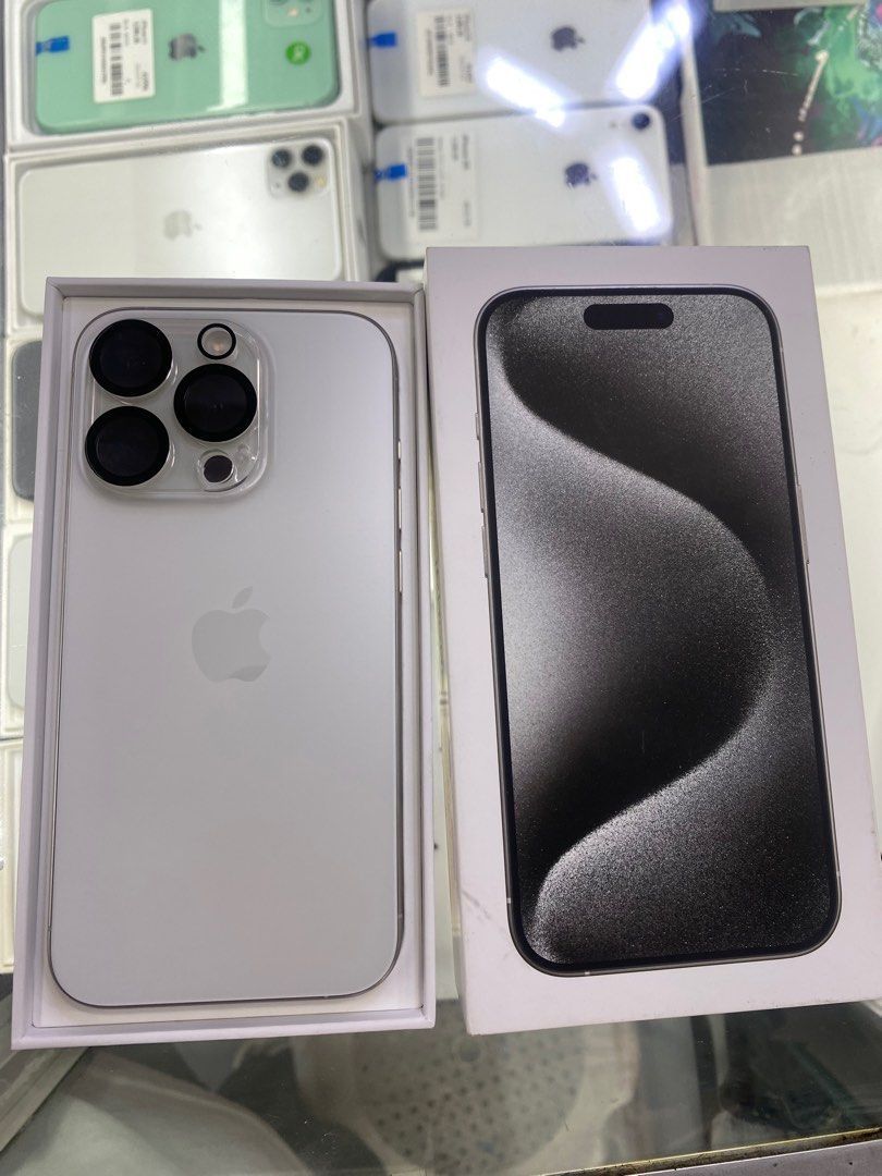 Secondhand iPhone 15 pro 256gb smartlocked (Category: iPhone 15 Series) located in Manila. Submitted by orlandotub99548 (Listing ID 1318286034, Image 2). Description: Available iPhone 15Pro 256 gb smartlocked Smooth use liked new 95% batt pwede sa masilan Complete with box same serial See picture for more details Pick up point Greenhills Shopping Center stall number Y-18 and look miss Vine 📌we do COD door to door 📌we sip nationwide via LBC 📌we