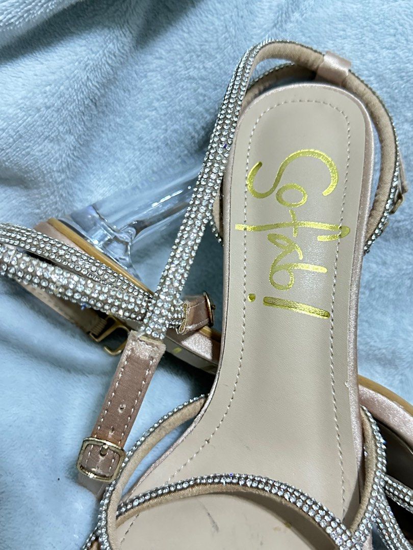 So Fab Heel Sandal Women s Fashion Footwear Heels on Carousell
