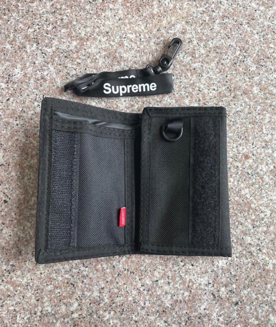 Supreme wallet black sale