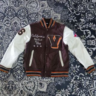 (Category: ) located in . Submitted by anaqistore_21 (Listing ID 1318301736, Image 1). Description: .