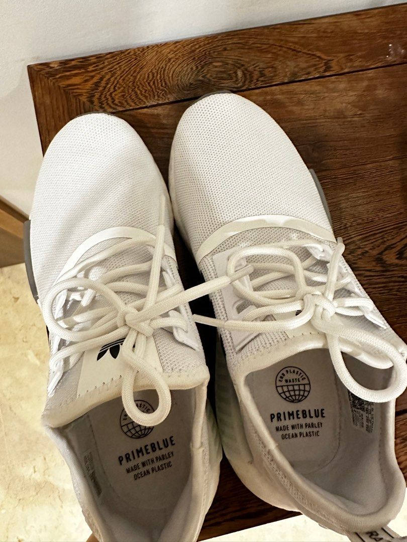 Wore once like new Adidas NMD R1 unisex