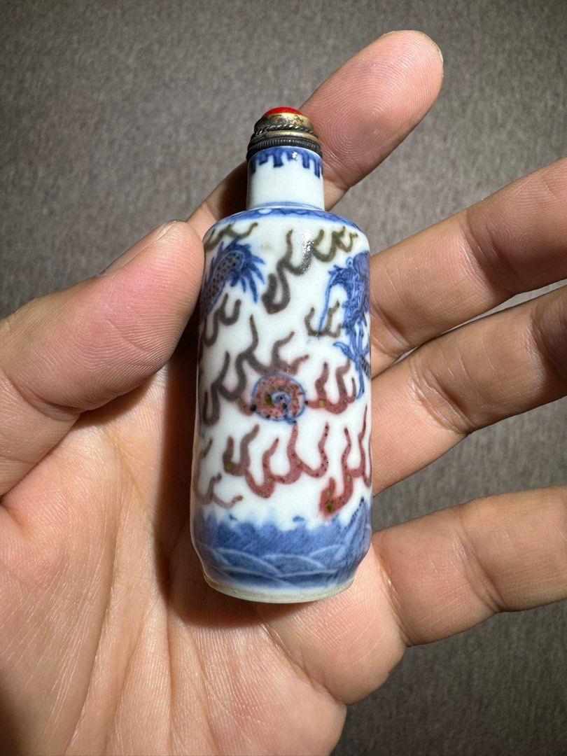 ※中国古美術/青花釉裏紅赤龍紋瓶(底款:大清康熈年製)保存箱付/ 中国古美術/青花釉裏紅赤龍紋瓶(底款:大清康熈年